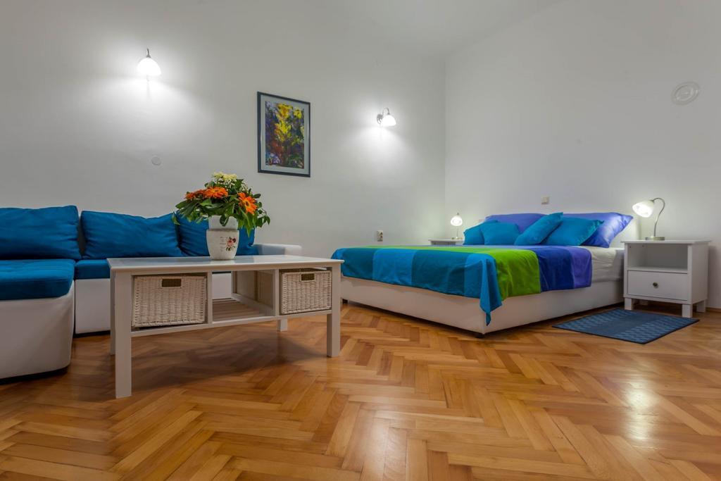 Chic Apartment In Center Split Cameră foto